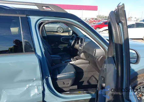 2022 Ford Bronco Sport Outer Banks z USA, uszkodzony, nr VIN 3FMCR9C62NRD07101